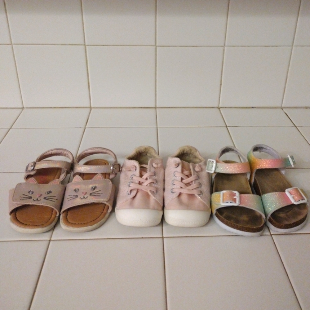 Toddler girls size 7 shoe bundle